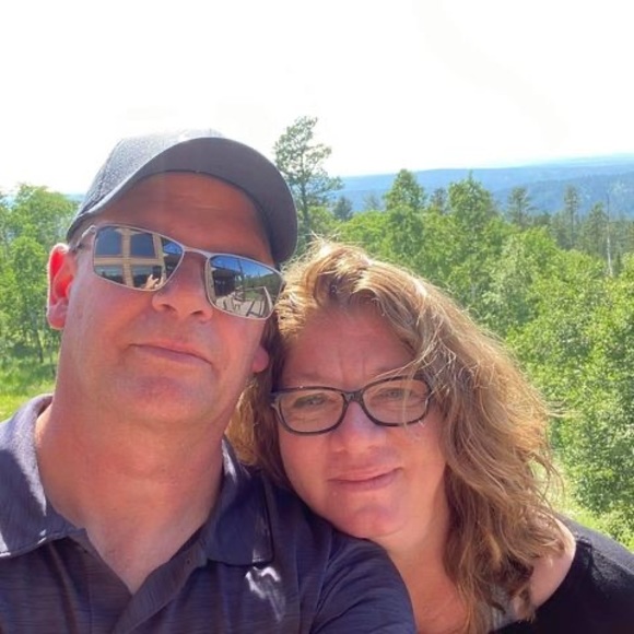 Profile Picture of Michaela Braun (@custerlove916) on Poshmark