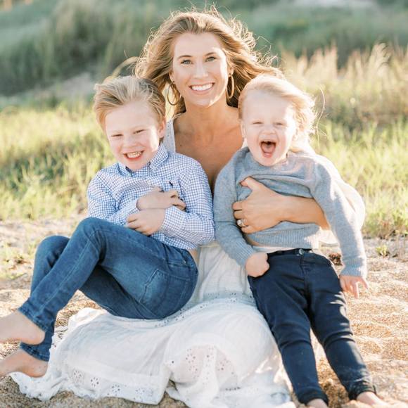 Profile Picture of Jessica Glennon (@jlwether) on Poshmark