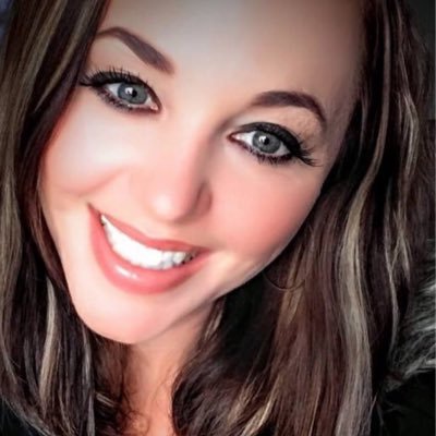 Profile Picture of Crystal Dudley (@Cdudleynerium) on Twitter