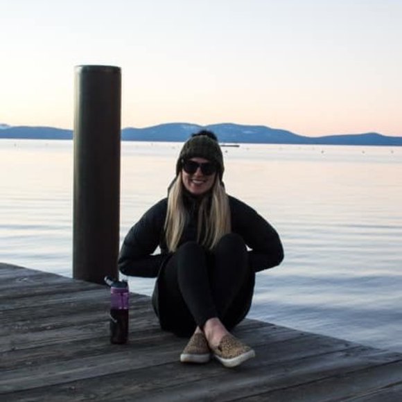 Profile Picture of Alexa Cook (@boardincook) on Poshmark