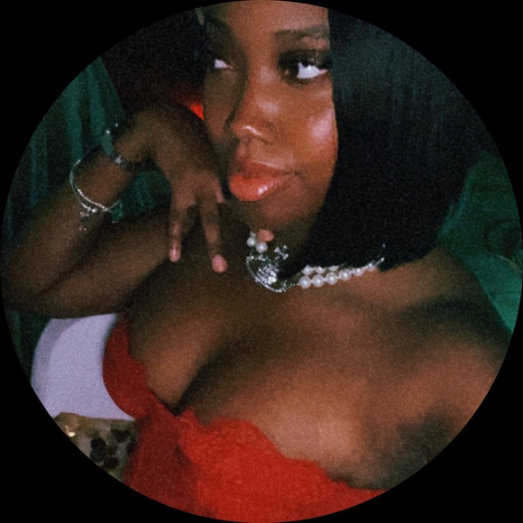 Profile Picture of Achante Turner (@achante65) on Poshmark