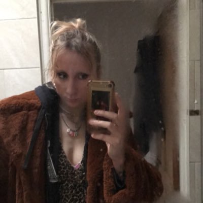 Profile Picture of Alice 🕊 (@alice_carter10) on Twitter