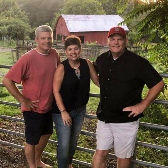 Profile Picture of Alice Hunt (@alicehunt690) on Poshmark