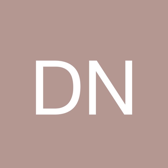 Profile Picture of Daniel Nicholas (@dnauek) on Poshmark