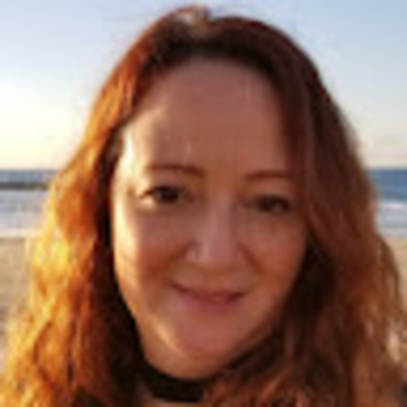 Profile Picture of Addi Regev (@addiregev) on Poshmark