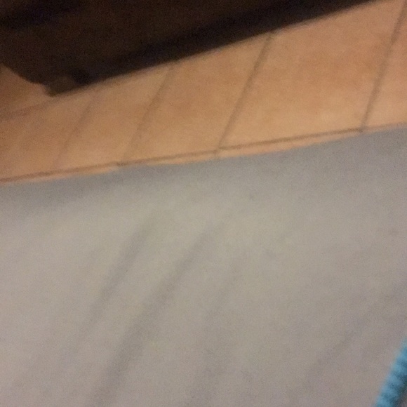 Profile Picture of Kristopher Anderson (@kristopheran201) on Poshmark