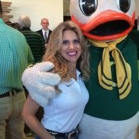 Profile Picture of Heidi Albertson (@heidilbertson) on Twitter