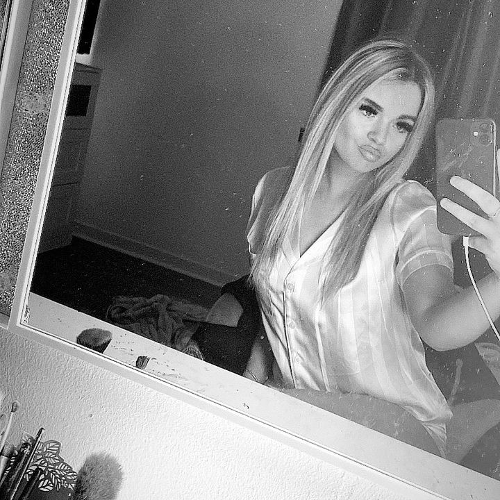 Profile Picture of louisedunlop_x (@louisedunlop_x) on Tiktok