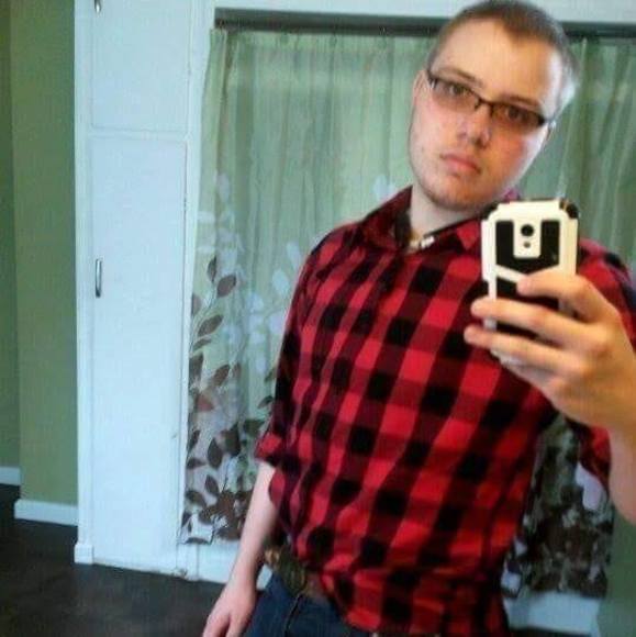 Profile Picture of Devon Panneitz (@devon1519) on Poshmark