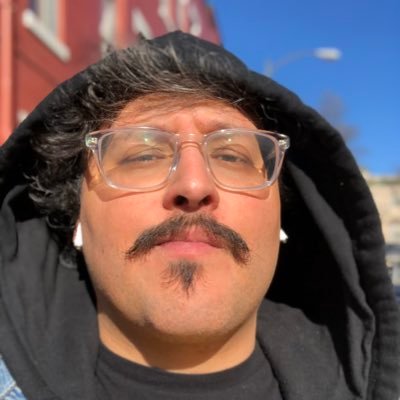 Profile Picture of Roger Steve Ruiz ☁️ (@rogeruiz) on Twitter