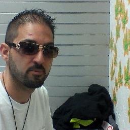 Profile Picture of MARK BARASH (@buttrah86864) on Twitter
