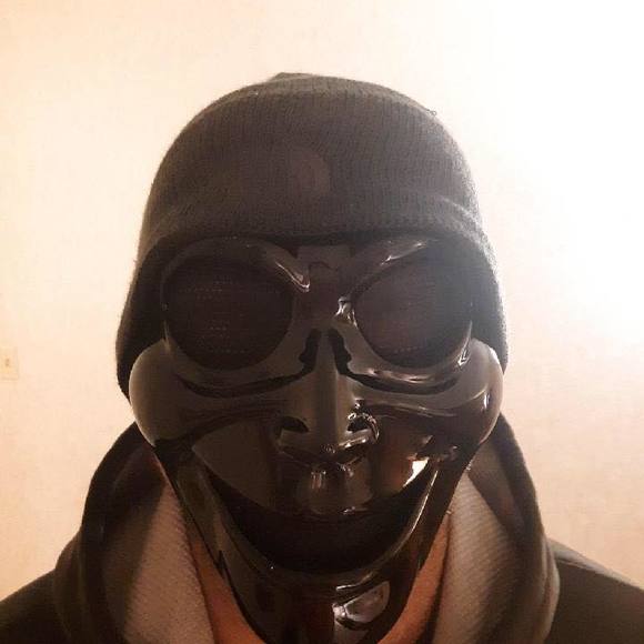 Profile Picture of Josh Maddocks (@joshmaddocks) on Poshmark