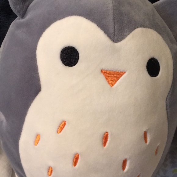 Profile Picture of Carly Matheson (@barky311) on Poshmark