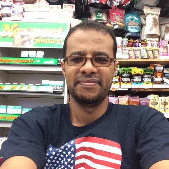 Profile Picture of Marwan Abozaid (@marwanabozaid) on Poshmark