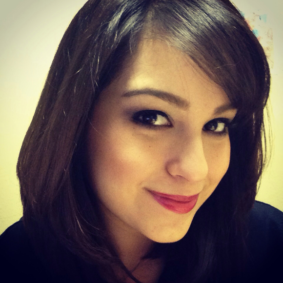 Profile Picture of Michelle Cavazos (@lovelyshell) on Poshmark