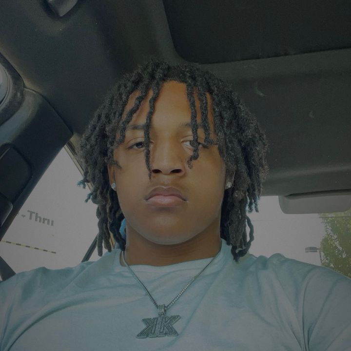 Profile Picture of 🦈 (@danielkamarajr) on Tiktok