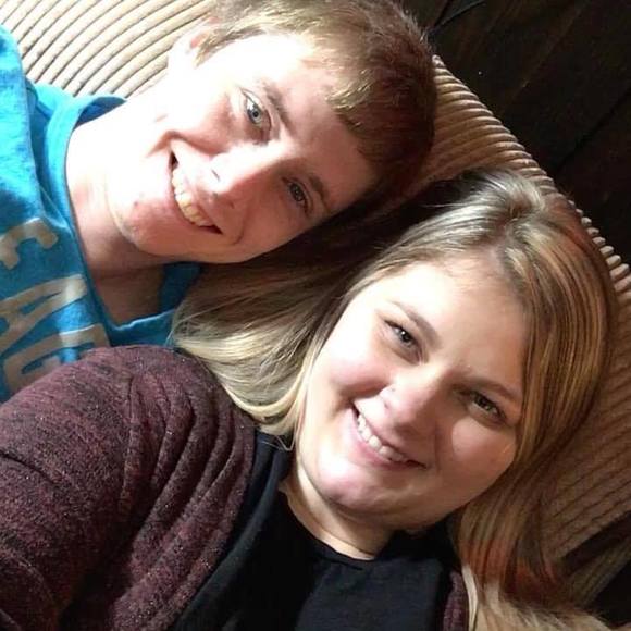 Profile Picture of Hannah elizabeth Shaffer (@hshaffer412) on Poshmark