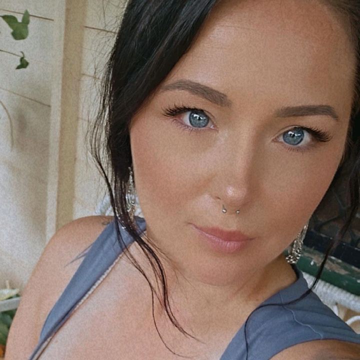 Profile Picture of   yabbies never stand a... (@michellemorris215) on Tiktok