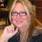 Danielle Ilse Monville - Instagram Profile Picture of Danielle Ilse Monville (@danielleilsemonville) on Instagram