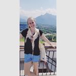 Profile Picture of Katherine Corbett (@meandthesunshineband) on Instagram