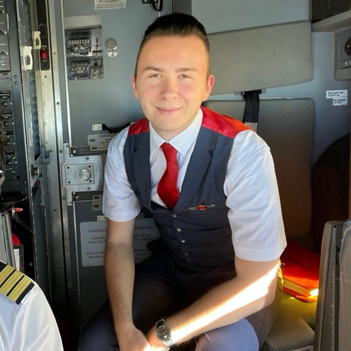 Profile Picture of David (@david.flightattendant) on Tiktok