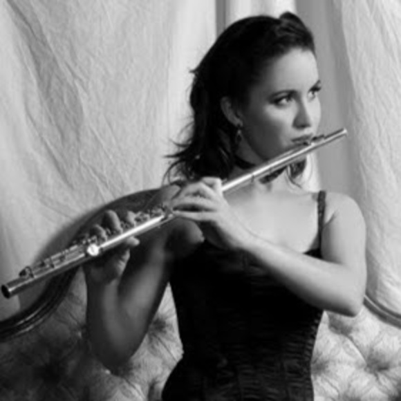 Profile Picture of Stacy Teuber (@miss_stacyyy) on Poshmark