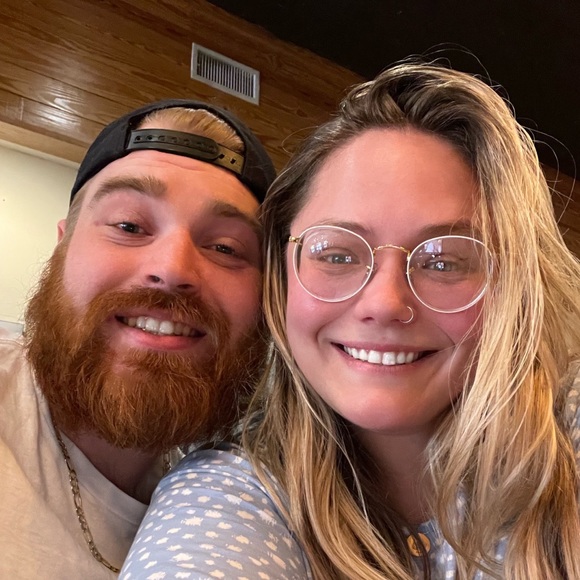 Profile Picture of Evan Arbeeny (@evanarbeeny30) on Poshmark