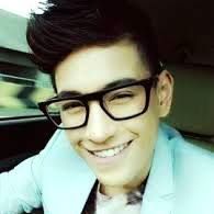 Profile Picture of John Vails (@Vails12) on Facebook