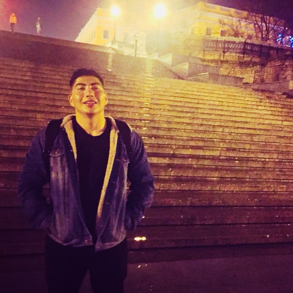 Profile Picture of Leonel Campos (@leo_c15) on Poshmark