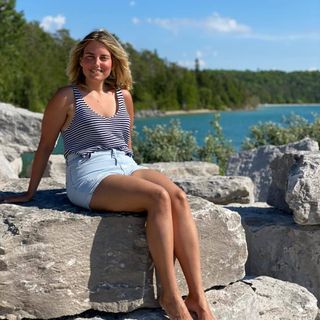 Profile Picture of Aida Mandić (Queen Bee) (@AIDAWESOME15) on Facebook