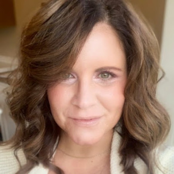 Profile Picture of Karen Kovacic urschler (@karenurschler) on Poshmark