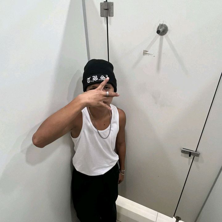 michaelreyel10 - Tiktok Profile Picture of michaelreyel10 (@michaelreyel) on Tiktok