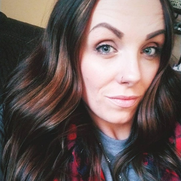 Profile Picture of Tiffany Letcher (@tletcher33) on Poshmark