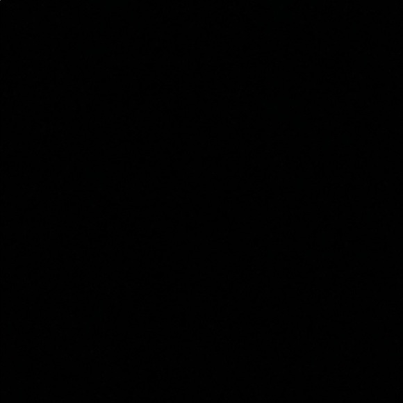 Profile Picture of Dylan Handley (@dylhand06) on Poshmark