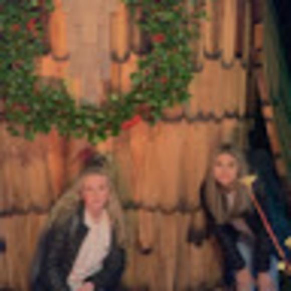 Profile Picture of Ava steinhauer Steinhauer (@avasteinhauer) on Poshmark