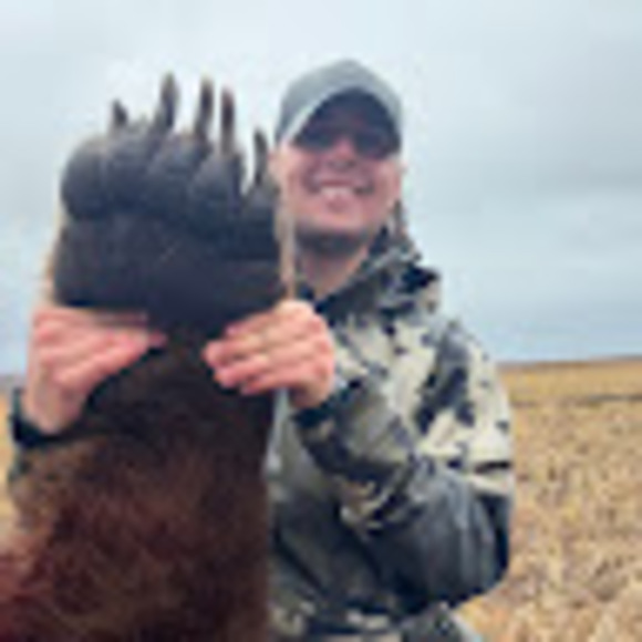 Profile Picture of Brock Beeler (@beelerbrock5) on Poshmark