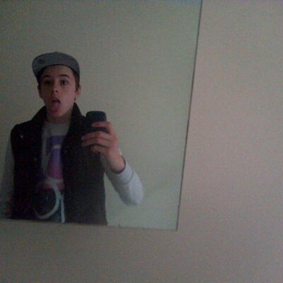 Profile Picture of Ryan James (@zachary_thoman) on Twitter