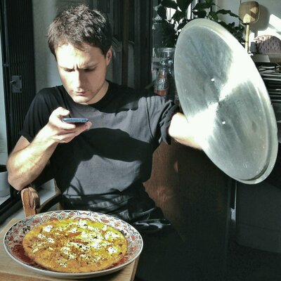 Profile Picture of Vasilis Chamam (@vaselainmamam) on Twitter