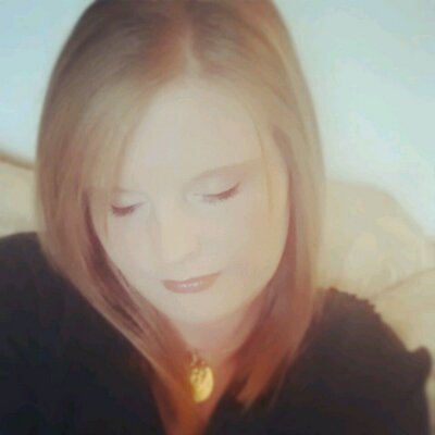 Profile Picture of Danielle Wicker (@wicker_dannie) on Twitter