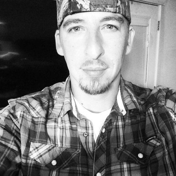 Profile Picture of Jeremy Smith (@jeremysmith307) on Poshmark