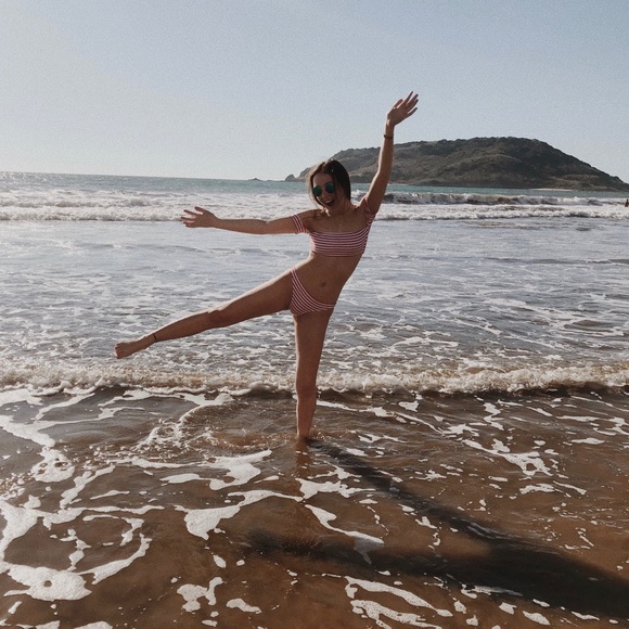 Alexa Wade - Poshmark Profile Picture of Alexa Wade (@alexawadee) on Poshmark