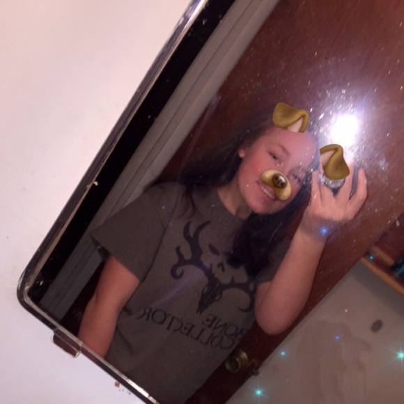 Profile Picture of Brianna Farmer (@briannafarmer82) on Poshmark