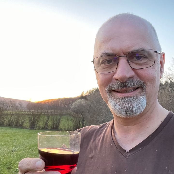 Profile Picture of Eric BARD (@@barderix21) on Tiktok