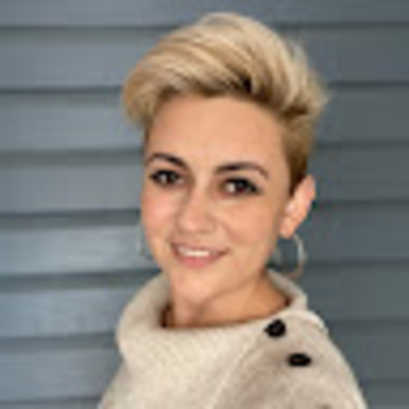 Profile Picture of Sofia Donlevy (@sofia_donlevy) on Poshmark
