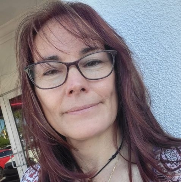 Profile Picture of Paula Lynn (@a1969aquarius) on Poshmark