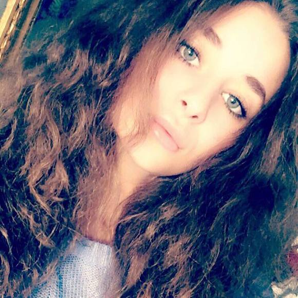 Profile Picture of Elisabeth Kuznetsova (@russiakuznet) on Poshmark