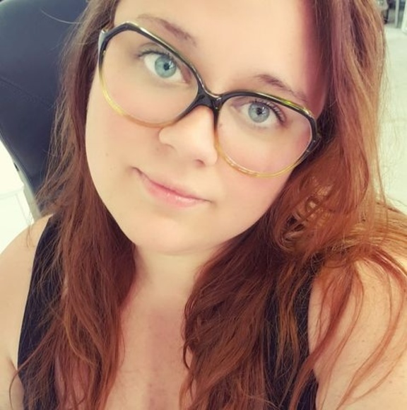 Profile Picture of Sandy Wauthier (@sandywauthier) on Poshmark