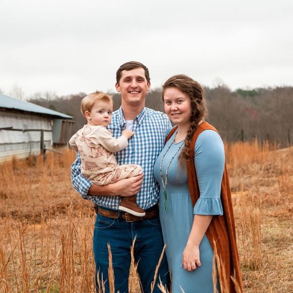 Profile Picture of Taylor Moody gunter (@typicaltaylor56) on Poshmark