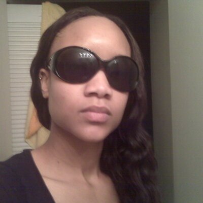 Profile Picture of Whitney Franklin (@MZFRANKLIN) on Twitter