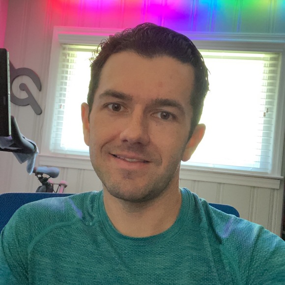 Profile Picture of Jason Valentine (@fussyjason) on Poshmark